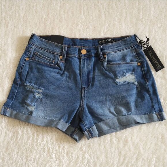 Blank NYC Pants - ✨️HP✨️ Blank NYC🗽The Fulton Mid Rise Denim Shorts - NWT
